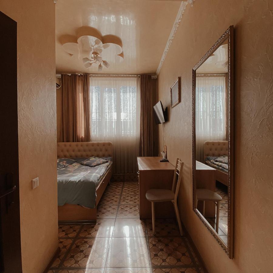 Galeon Hotel Bișkek Exterior foto